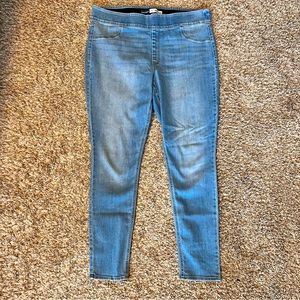 Old Navy High Rise Jeggings